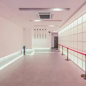 11 Shinsaibashi 招待所
