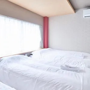 Shinsaibashi House 招待所